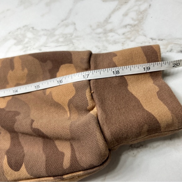 Lululemon Perfectly Oversized Crew Heritage 365 Camo Beige Multi-4 - Picture 15 of 16